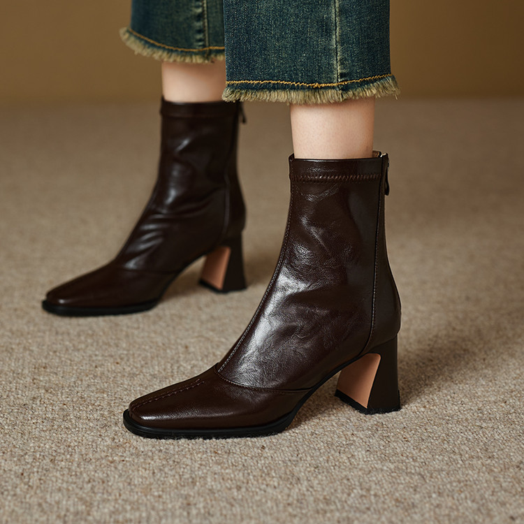 stretch-sock-boots-with-block-heel-and-platform-style-i-html_1 Stretch Sock Boots with Block Heel and Platform - Style i.html
